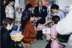 Opening-Ceremony-of-the-Chula-Book-Center-38