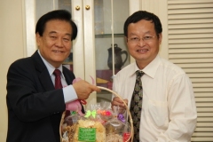 mou-Faculty-of-Business-Administration-Guangxi-University-23