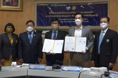 mou-Chonburi-Chamber-of-Commerce-2