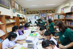 ภาพบรรยากาศโครงการพัฒนาห้องสมุดโรงเรียนวัดท้องคุ้ง