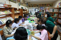 ภาพบรรยากาศโครงการพัฒนาห้องสมุดโรงเรียนวัดท้องคุ้ง